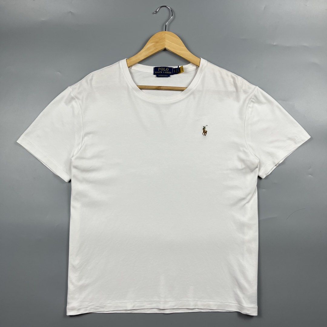 Ralph Lauren Basic Logo Tee (Category: Activewear) located in Los Banos. Submitted by 4030.archives. (Listing ID 1461303825, Image 1). Description: Rälph Lauren Basic Logo Tee 1500 Pesos Large Length : 26 inches Width : 22 inches Excellent Condition .