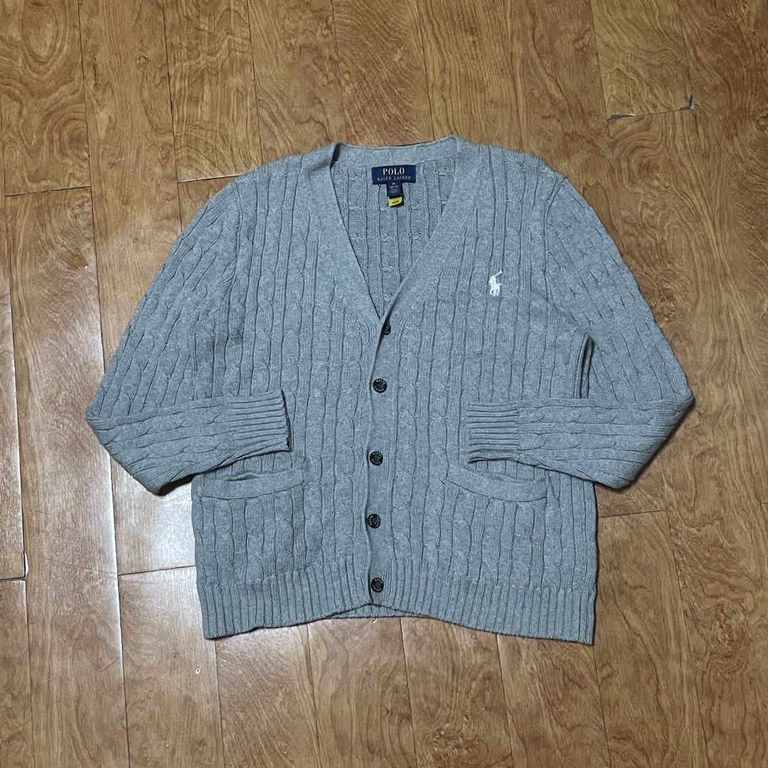 Ralph Lauren Cardigan (Category: Longsleeves) located in Manila. Submitted by ukay_mnl (Listing ID 1461186139, Image 2). Description: no issue.