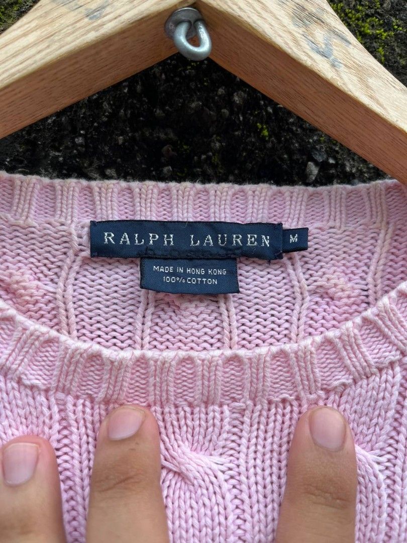 RALPH LAUREN KNITTED (Category: Coats, Jackets and Outerwear) located in Valenzuela. Submitted by thrift2002 (Listing ID 1461275723, Image 3). Description: NO ISSUE NEED WASH 18x23.