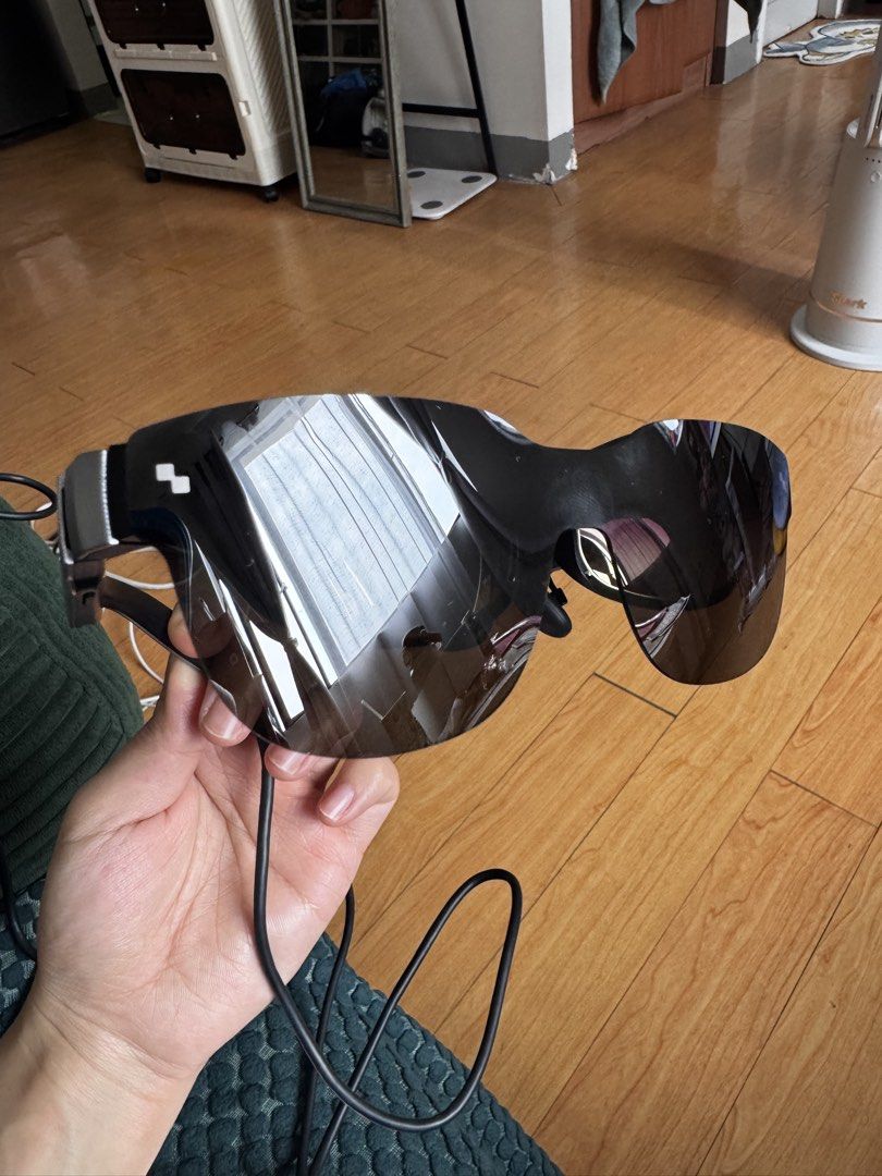 Ray Neo 3 XR AR Glasses (Category: Other Gadgets) located in Manila. Submitted by mrjasoncle44645 (Listing ID 1461227400, Image 1). Description: Ray Neo Xr 3 portable AR glasses Plug and play ready for iOS and most Android Phones 1080 resolution No issues not being used Loc: Eastwood, Quezon City.