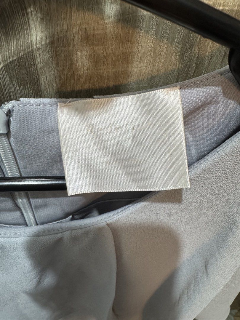 Redefine Dress (Category: Dresses) located in Calamba. Submitted by nicalison (Listing ID 1461255132, Image 3). Description: - Grey dress from Rodeo Show - Cap sleeves with layered overlay - Elasticated waist at the back - Knee length - Zipper closure at the back - Ideal for events or work.
