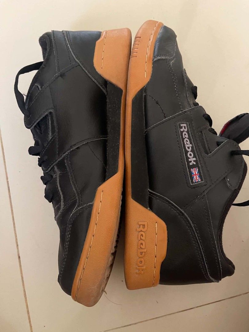 Reebok Classic Black Gum Sole Sneakers (Category: Casual Shoes) located in Manila. Submitted by kengkaysss (Listing ID 1461174572, Image 1). Description: no issue , need wash goods na goods pa po Wala ng box.