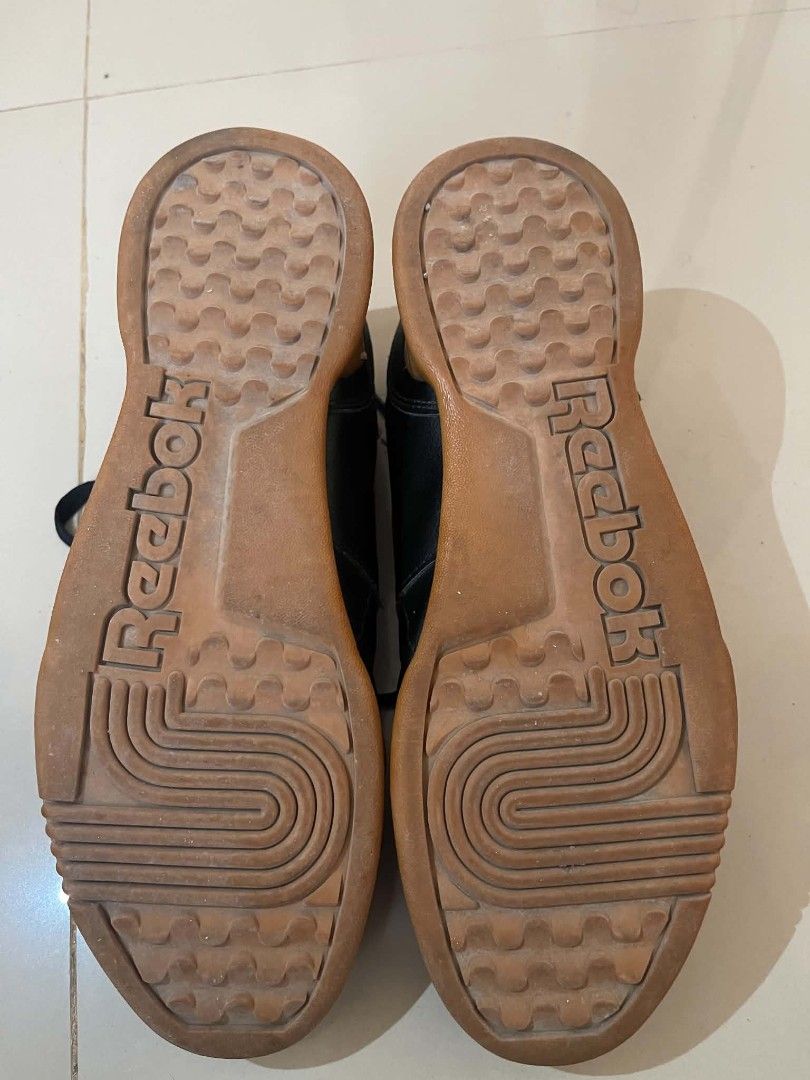 Reebok Classic Black Gum Sole Sneakers (Category: Casual Shoes) located in Manila. Submitted by kengkaysss (Listing ID 1461174572, Image 2). Description: no issue , need wash goods na goods pa po Wala ng box.