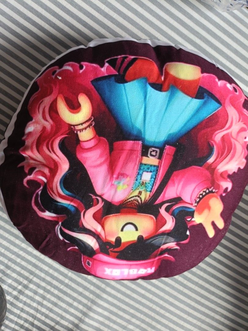 Roblox Character Round Plush Pillow (Category: Plushies & Soft Toys) located in Muntinlupa City. Submitted by nkhernande06409 (Listing ID 1461276111, Image 1). Description: - 150 for both - Super cute Roblox pillow - Features a vibrant Roblox character design - Soft and round, perfect for cuddling - Great for decorating your room - Ideal gift for any Roblox fan.