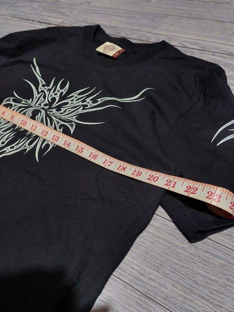ROCK EAGLE Y2K SHIRT (Category: Tshirts & Polo Shirts ) located in Cebu City. Submitted by jon_roz (Listing ID 1461271210, Image 3). Description: Rock eagle shirt Size large on tag Dimes posted 9.5/10 colorate No issues For reference model is 5'5, 55kg. 📍 labangon cebu city For pickup or delivery via maxim only (cebu city buyers) Payment first policy if above 150 plus ang delivery fee CAN SHIP NATIONWIDE (payment first policy) 📩 dm to purchase 