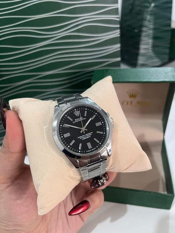 Rolex Men’s Watch - Multiple Colors Available (Category: Luxury Watches) located in Caloocan City. Submitted by minuteburger (Listing ID 1461258087, Image 3). Description: — Available dial colors: Black, White, Blue — with branded box & paperbag — nontarnish upon propercare ₱175min. of 10pcs ₱170 min. of 50pcs ₱165 min. of 100pcs ₱160 min. of 500pcs/bulk 📍greenland’s cainta .