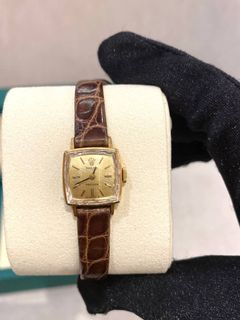 (Category: ) located in . Submitted by watchluxury888 (Listing ID 1461236258, Image 1). Description: .