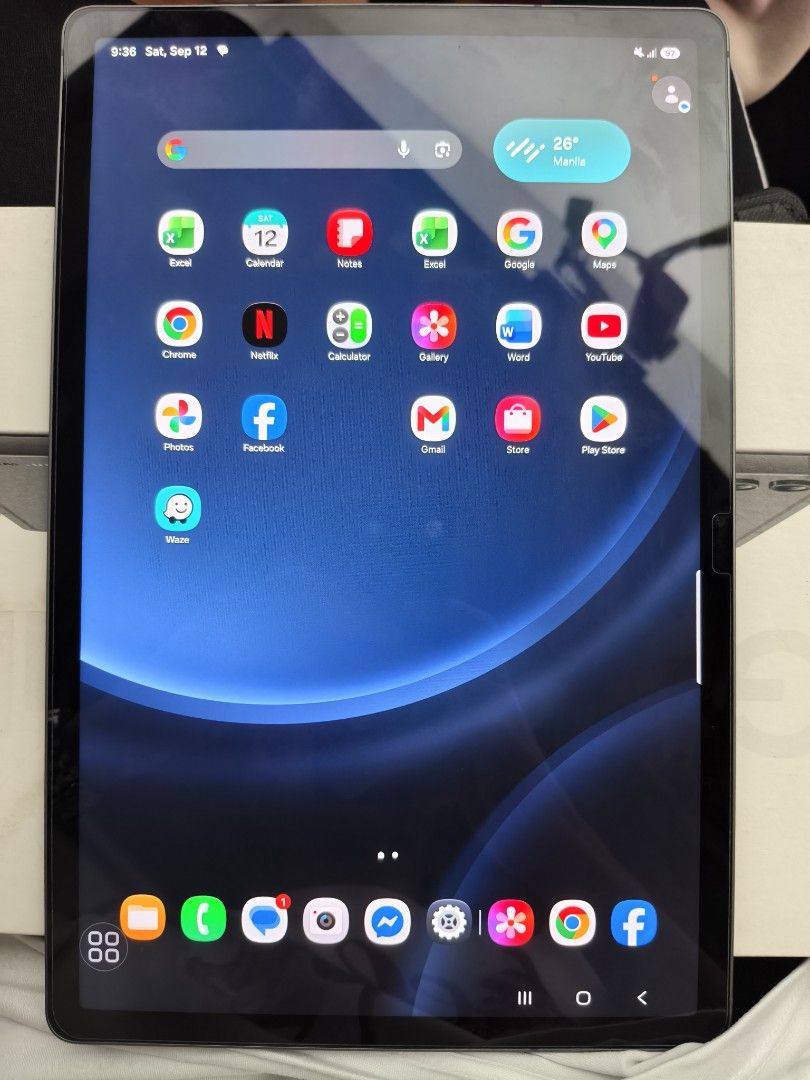 Samsung S9+ FE 5G (Category: Android) located in Manila. Submitted by busines58275 (Listing ID 1461124031, Image 3). Description: No issues. Can put sim card 128GB black Inclusion: Unit itself Original Box Case with keyboard Original Spen (need to change the pin which is not that expensive).