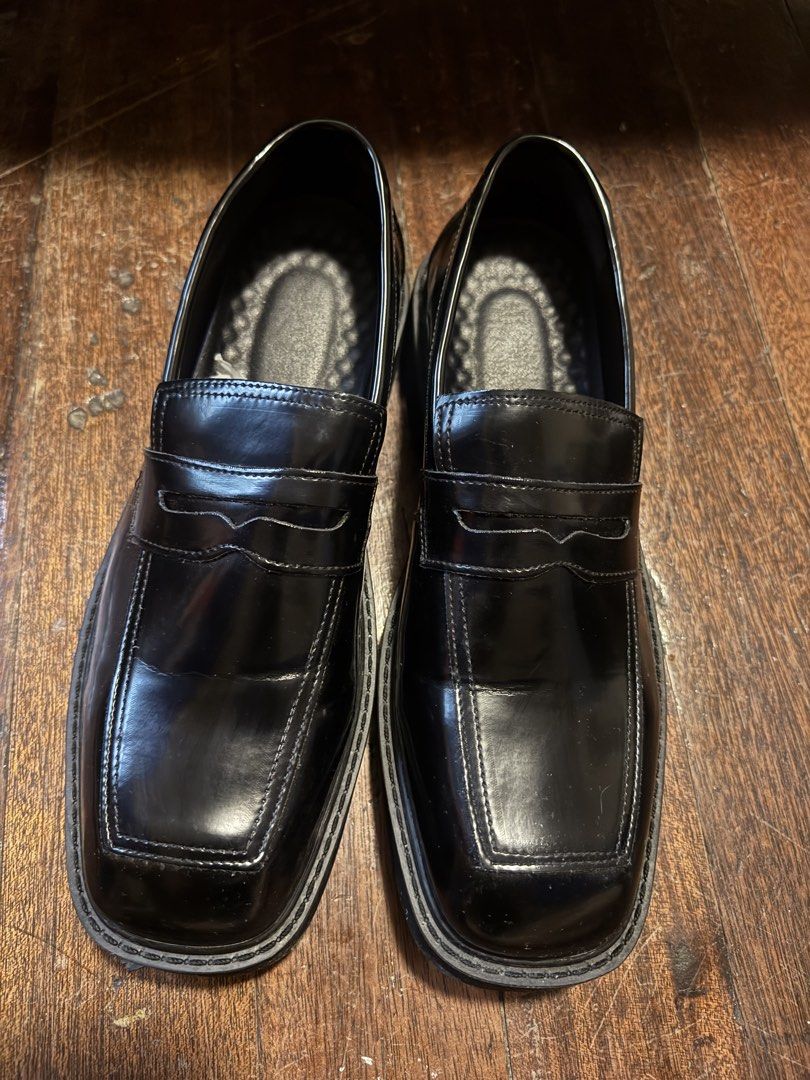 School or office Shoes (Category: Casual Shoes) located in Manila. Submitted by dripdistrict (Listing ID 1461128720, Image 3). Description: .