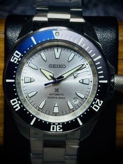 (Category: ) located in . Submitted by watchcartelph (Listing ID 1461241817, Image 1). Description: .