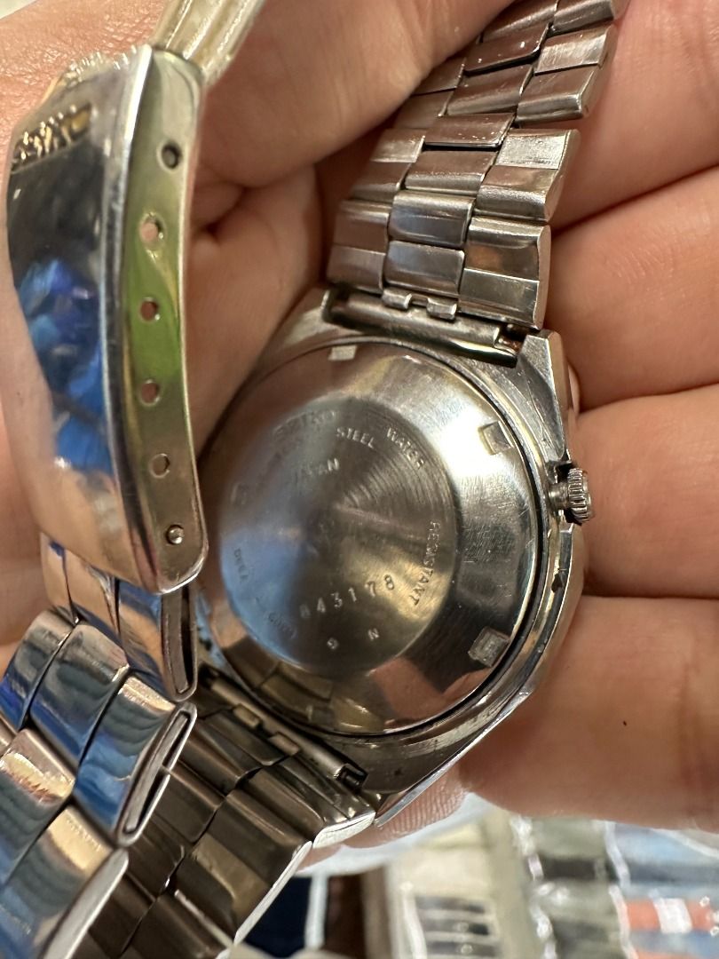 Seiko 5 Black Dial (Category: Luxury Watches) located in Manila. Submitted by xelsalzr (Listing ID 1461274795, Image 2). Description: Seiko 5 Black Dial Newly serviced Will buffed before shippin.