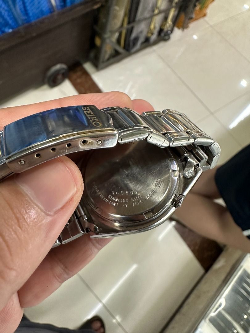 Seiko 5 Black Dial (Category: Luxury Watches) located in Manila. Submitted by xelsalzr (Listing ID 1461275375, Image 2). Description: Seiko 5 Black Dial Newly serviced Will buffed before shipping.