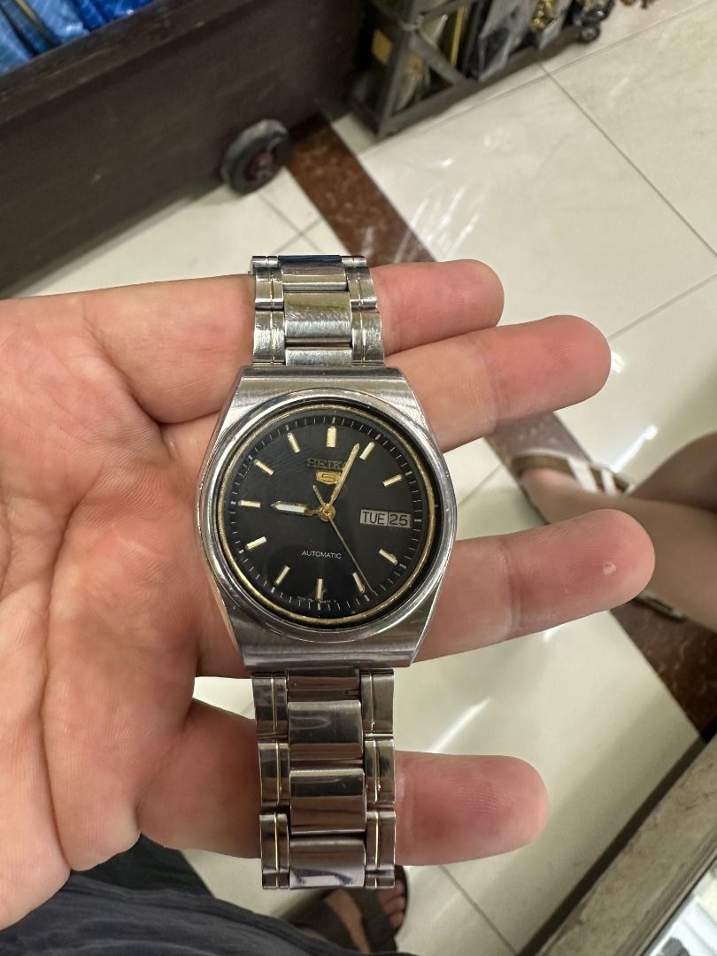 Seiko 5 Black Dial (Category: Luxury Watches) located in Manila. Submitted by xelsalzr (Listing ID 1461275375, Image 1). Description: Seiko 5 Black Dial Newly serviced Will buffed before shipping.