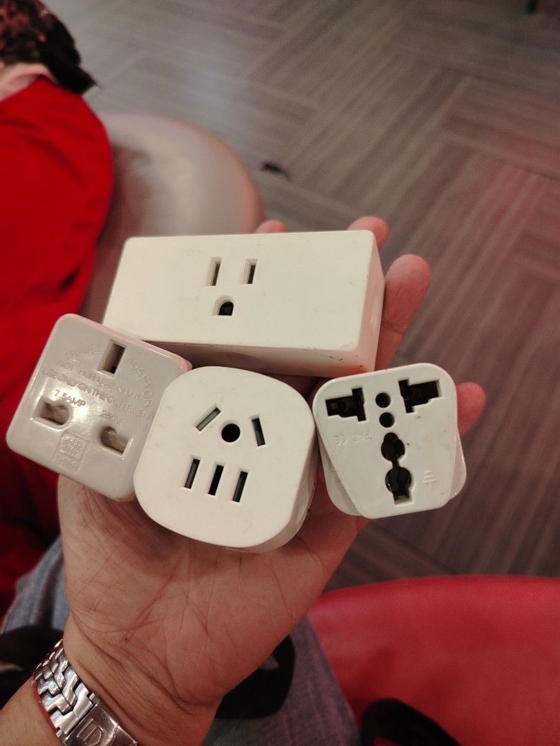 Set Universal travel adaptor & wifi smart plug (Category: Electrical, Adaptors & Sockets) located in Manila. Submitted by purediamond888 (Listing ID 1461235258, Image 2). Description: Universal travel adaptor and wifi smart plug.. High quality and branded.. The best for travel adaptor .