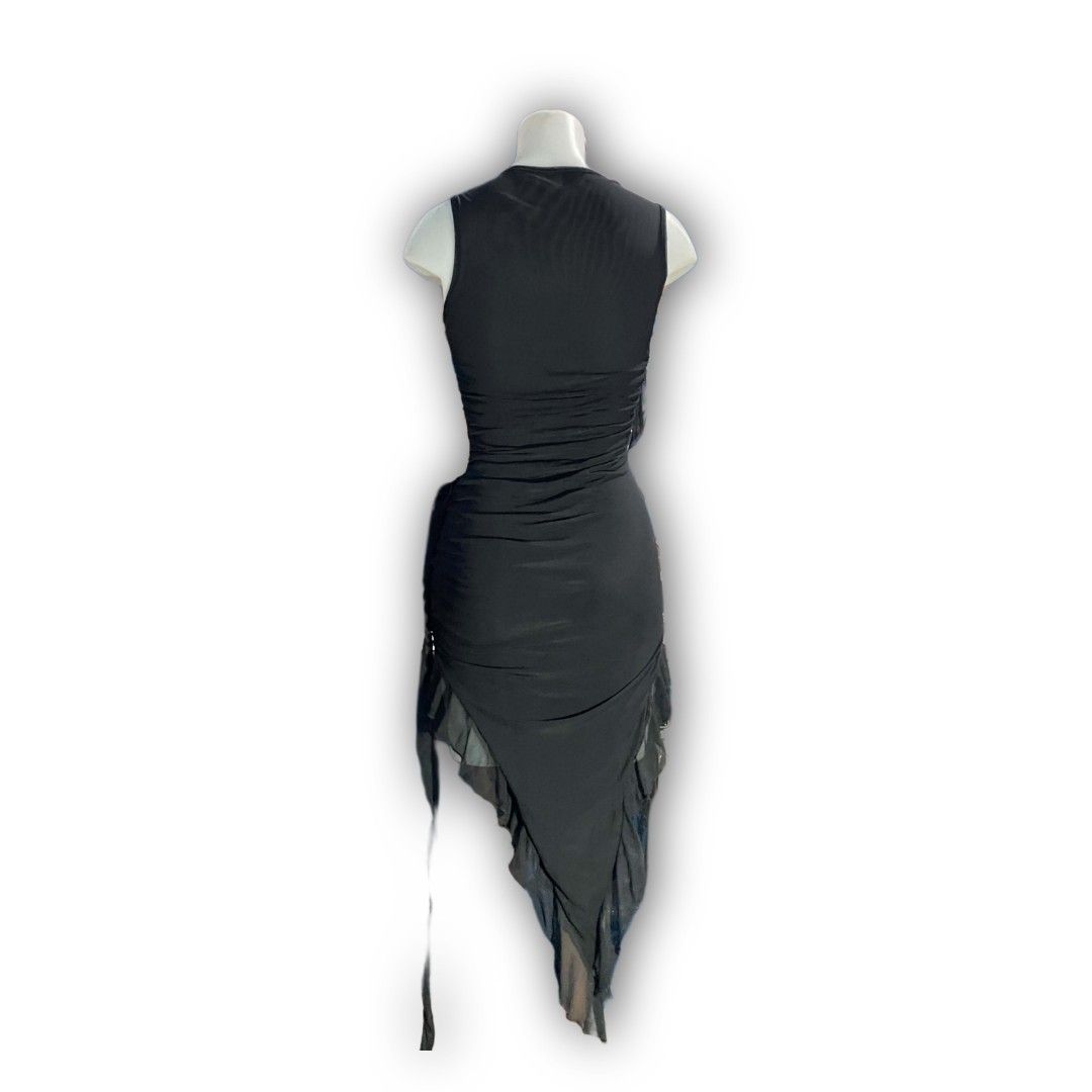 Shein Black Mod Dress (Category: Dresses) located in San Carlos. Submitted by atapz.thrift (Listing ID 1461269202, Image 2). Description: fits small - medium no issue worn once.