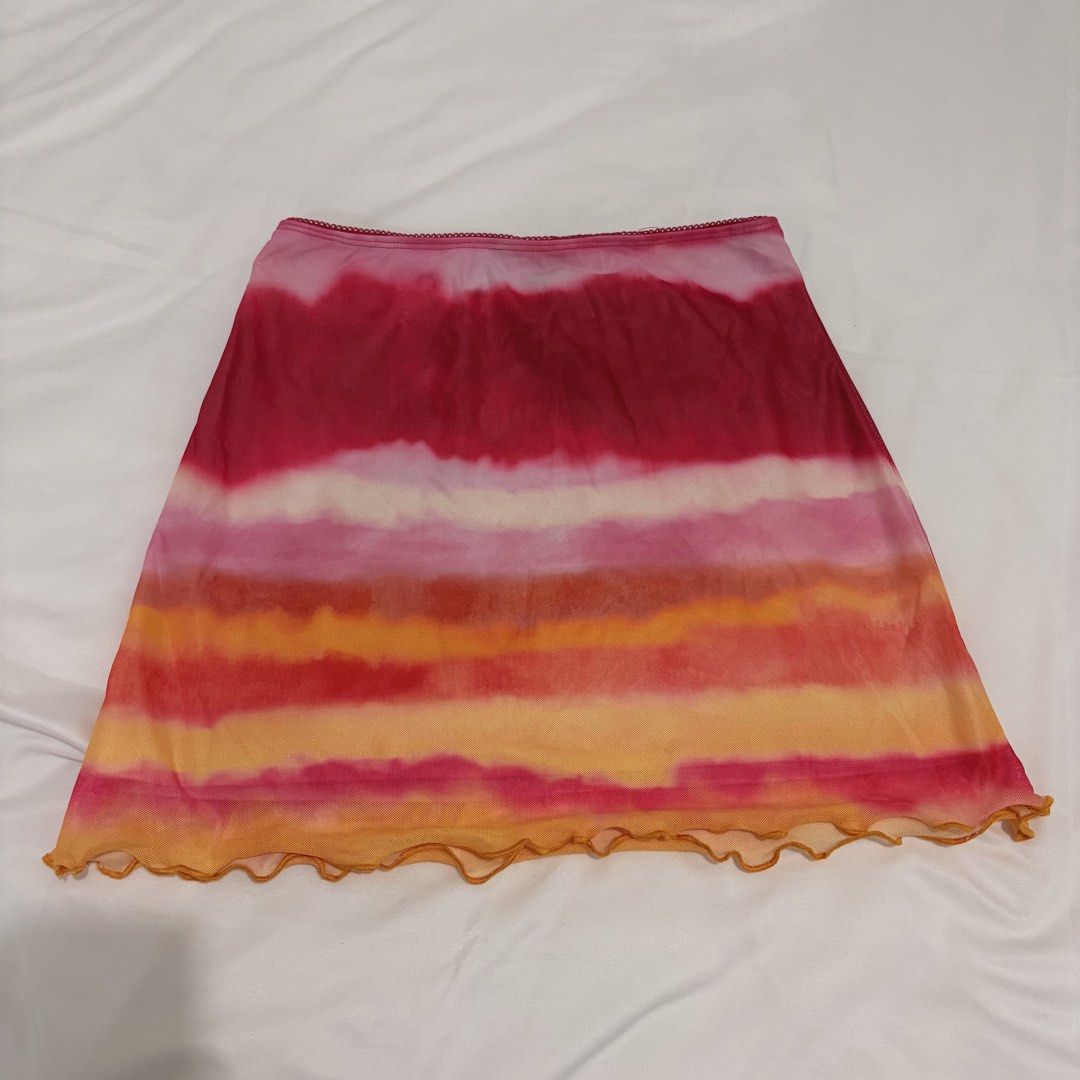 SHEIN Mesh Tie Dye Mini Skirt (Category: Skirts) located in Manila. Submitted by t_a_s_h (Listing ID 1461219825, Image 1). Description: - Used once! - size M - can fit 27-28in.