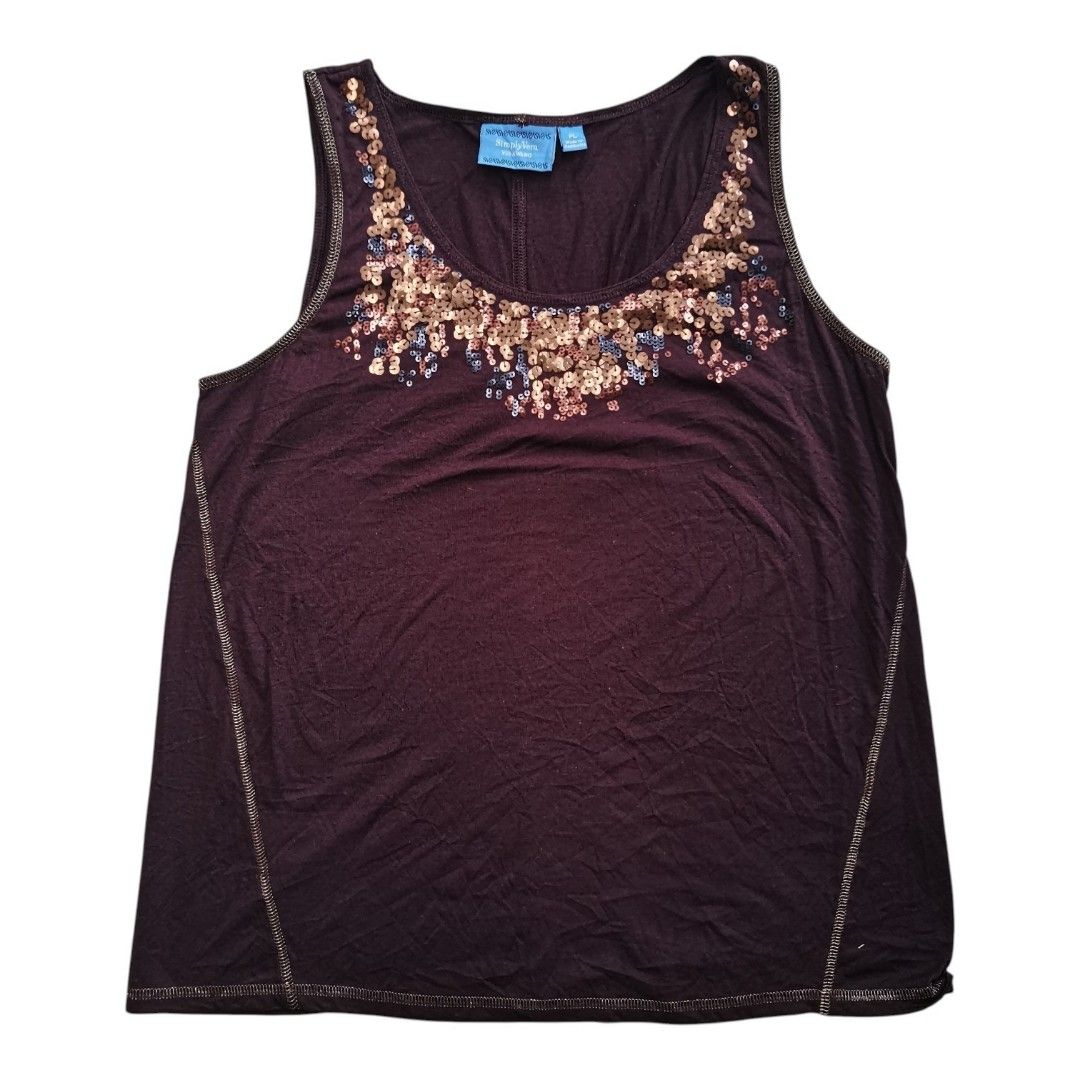 Simply Vera Vera Wang Sequin Accent Tank Top (Category: Sleeveless) located in Santa Cruz. Submitted by oddpenguin-4575 (Listing ID 1461259946, Image 1). Description: 📌.....P L E A S E R E A D..... 📌measurement:Laid flat Sh-13"/Sleeve-__/Chest-18.5"/Lenght-25"/armhole-9"/armpit-__ size: women's size Petite Large (PL) 📌Brand:Simply Vera Vera Wang 📌color- 10/10 📌Design Features: Deep scoop neckline decorated with multi-tonal bronze, copper, an