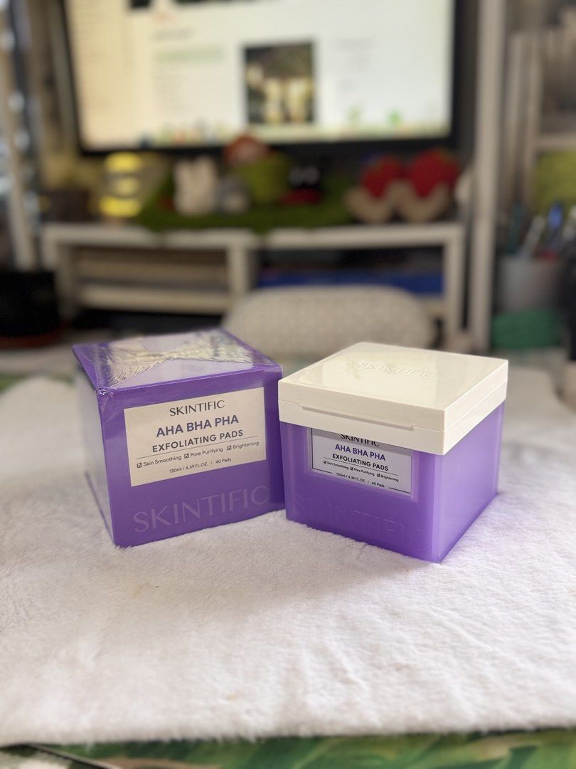 Skintific Exfoliating Pads (Category: Face Care) located in San Pedro. Submitted by kylcart (Listing ID 1461214500, Image 1). Description: - bnew and sealed - Original Price ₱690 - pls dm me for more inquiries 𐙚 MOD: J&T / Lalamove 𐙚 MOP: GCash/Bank Transfer 𐙚 Ship from Laguna, PH 𐙚 5-7days ship out 𐙚 No rush shipping 𐙚 Buyer shoulders sf 𐙚 Packed safely & securely / with proof ♡.
