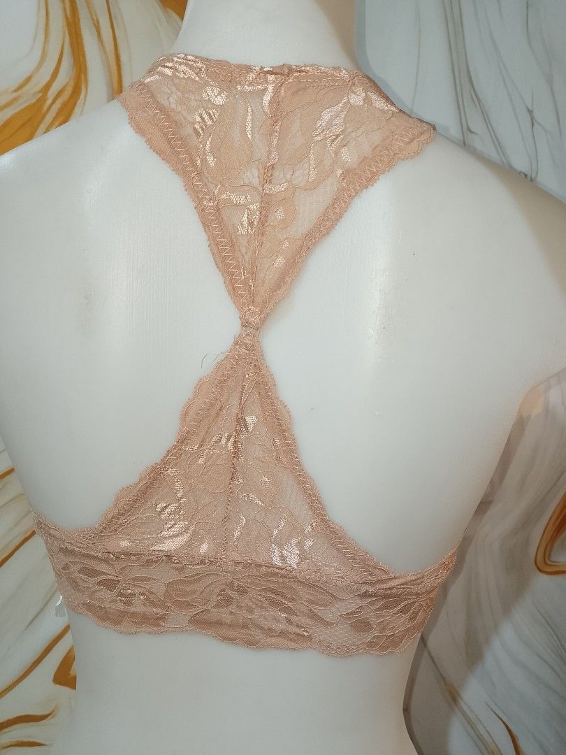 Small Lace Halter Bralette S/P not padded (Category: Undergarments & Loungewear) located in Manila. Submitted by truecrystal-1407 (Listing ID 1461280610, Image 3). Description: - Lightweight lace bralette - Halter neck and racerback design - Soft and comfortable for everyday wear - Made with nylon and spandex blend - Easy to pair with various outfits - Great for layering or wearing on its own.