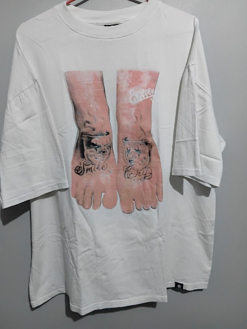 Smile now cry later (Category: Tshirts & Polo Shirts ) located in Calasiao. Submitted by thriftkartel26 (Listing ID 1461278754, Image 1). Description: .