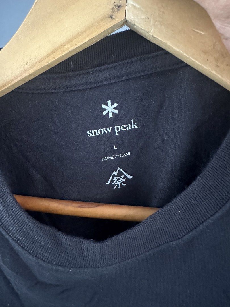 Snow Peak - Felt Logo tee (Category: Tshirts & Polo Shirts ) located in Pasig City. Submitted by worn2wice (Listing ID 1461299924, Image 3). Description: Size Large Measurements (in) Width 20.5 Length 29 Sleeve Length 8.5 Excellent condition No copyright infringement intended. This post is for resale purposes only. All trademarks, logos, and brand names belong to their respective owners..