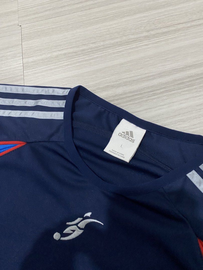 Soccer jersey adidas vintage (Category: Tshirts & Polo Shirts ) located in Manila. Submitted by hell_market (Listing ID 1461267186, Image 2). Description: .