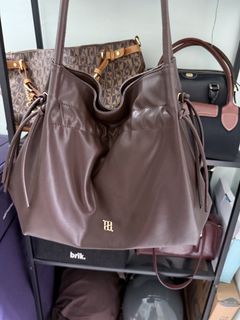 (Category: ) located in . Submitted by syazanazolkepli_ (Listing ID 1461249586, Image 1). Description: .
