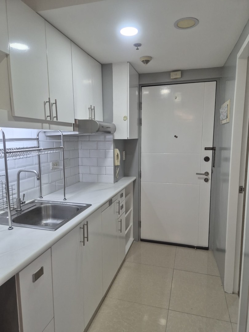 (Category: ) located in . Submitted by cerde (Listing ID 1461240415, Image 1). Description: .
