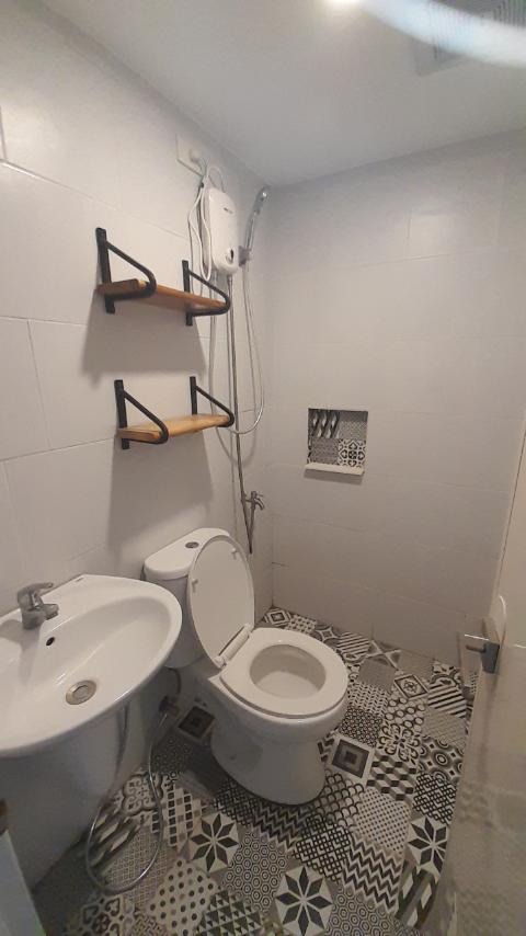 (Category: ) located in . Submitted by leasingelleph (Listing ID 1461118831, Image 1). Description: .
