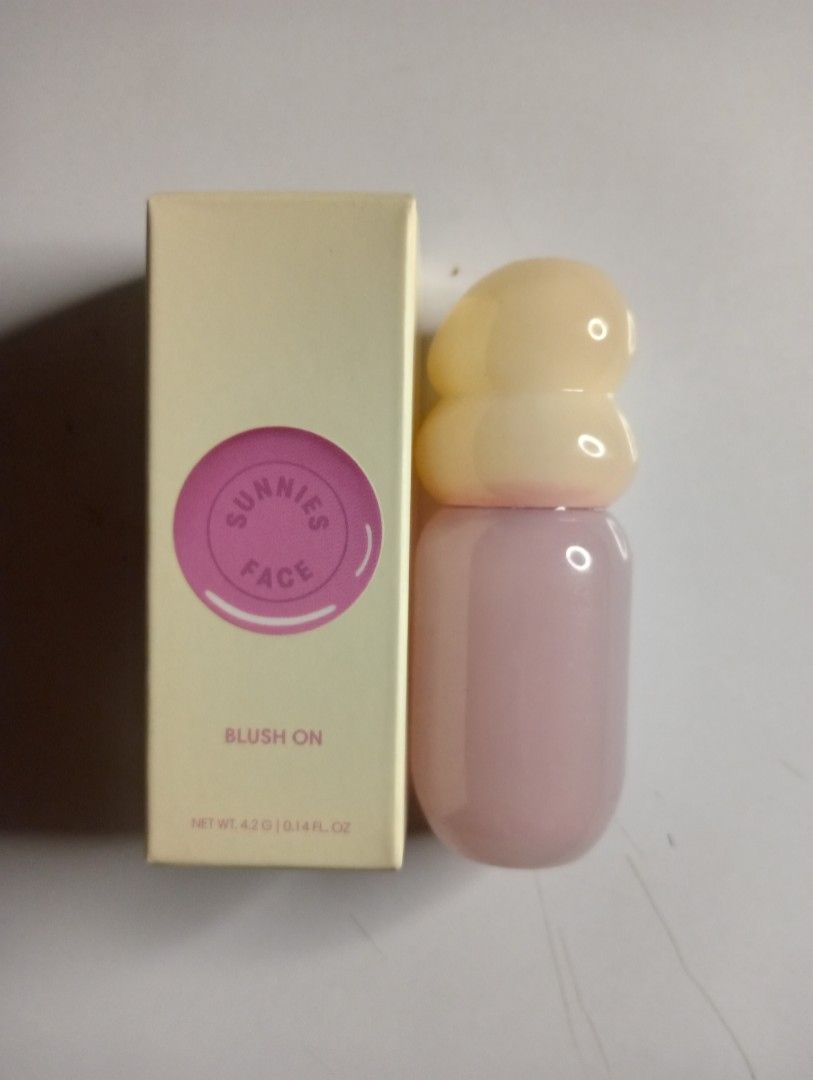 Sunnies Face Liquid Blush Memphis (Category: Makeup) located in Pasay City. Submitted by elirouge (Listing ID 1461275837, Image 1). Description: rfs: di ko bet expiration date 1/12/2027 comes w box lalamove only.