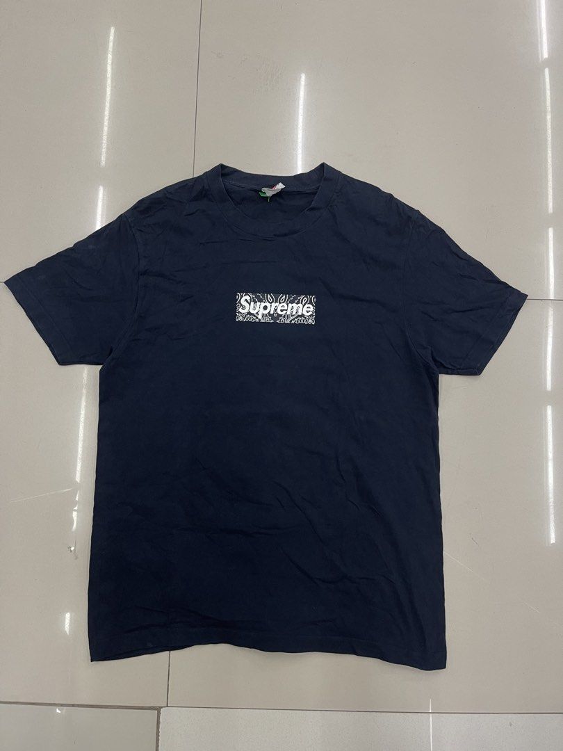 SUPREME BANDANA (Category: Tshirts & Polo Shirts ) located in Manila. Submitted by 5kcollectiveph (Listing ID 1461177621, Image 1). Description: SUPREME BANDANA -MEDIUM -20.5W/28 DIMES -LIKE NEW.