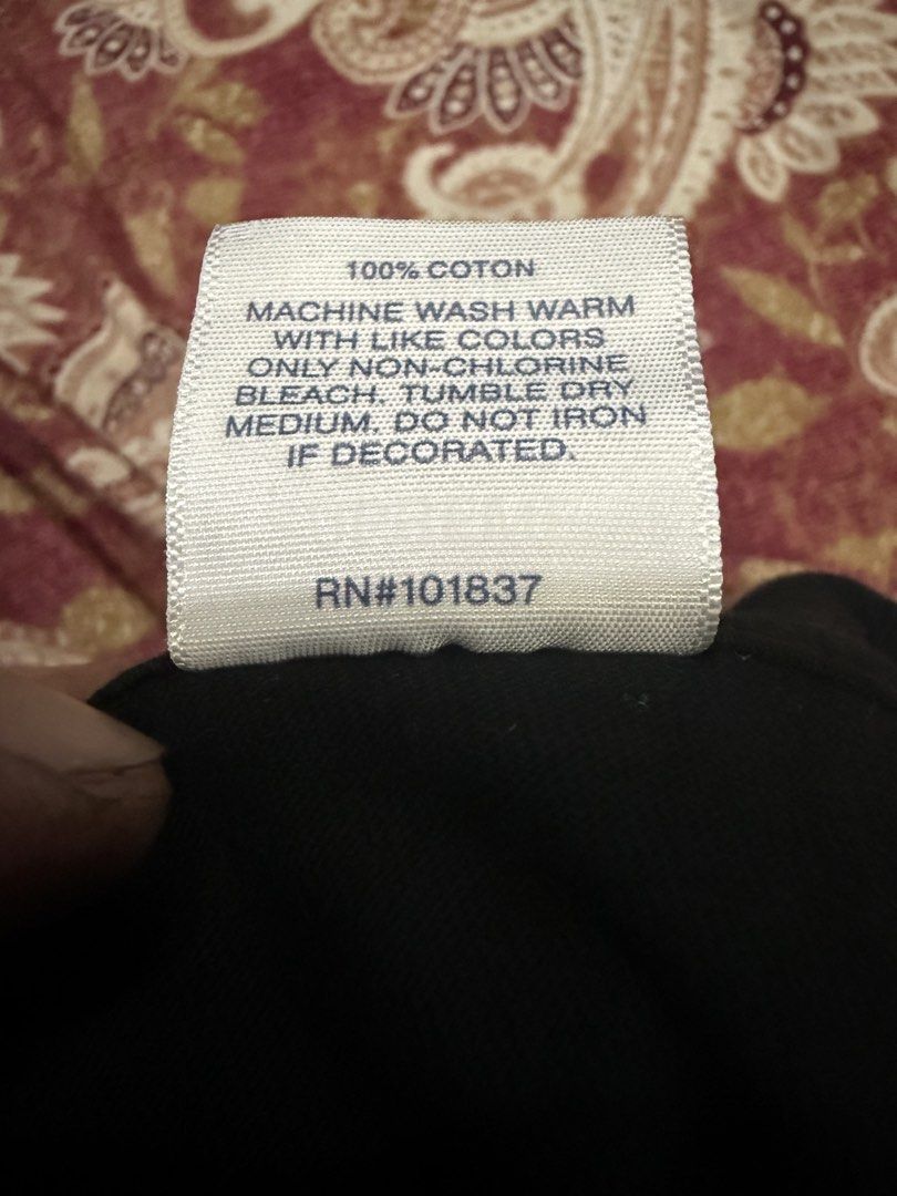 Supreme bandana box logo (Category: Activewear) located in Baliuag. Submitted by sadeckmiguel (Listing ID 1461163562, Image 3). Description: Good as new 4500 only 💯 authentic.