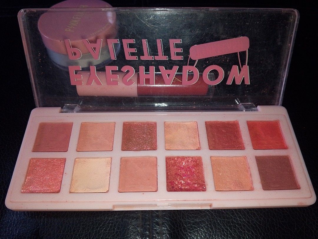 Take all preloved PinkFlash make ups!! (Category: Makeup) located in Manila. Submitted by yaomei_ (Listing ID 1461129947, Image 2). Description: loc: North Caloocan.