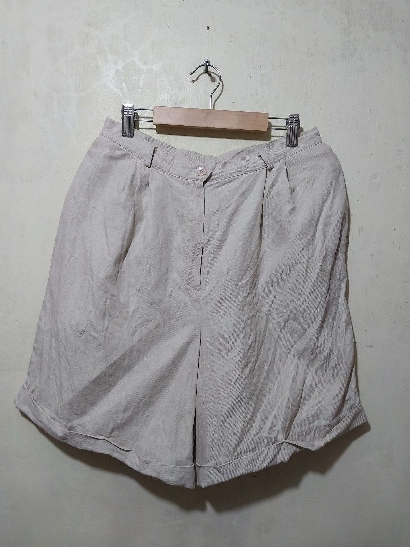 Talbots Beige Linen Shorts (Category: Shorts) located in Manila. Submitted by PrinceDani.Clothing (Listing ID 1461305796, Image 1). Description: talbots linen Beige shorts Size 29in width 19in length excellent condition .