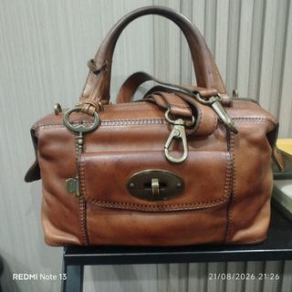 (Kategori: ) berada di . Dikirim oleh hi_amira (ID iklan 1461314691, Gambar 1). Deskripsi: .