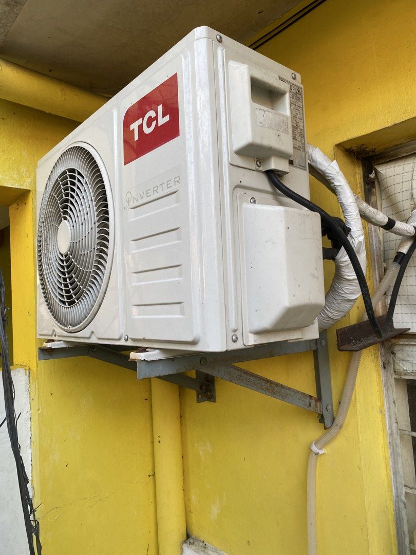 TCL Titan Gold 1.5hp (Category: Air Conditioning and Heating) located in Bacoor. Submitted by alxndrthegreat_ (Listing ID 1461135885, Image 2). Description: No issue and negotioble general trias, cavite.