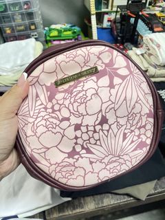 (Category: ) located in . Submitted by prelovedclotheskimukays (Listing ID 1461269326, Image 1). Description: .