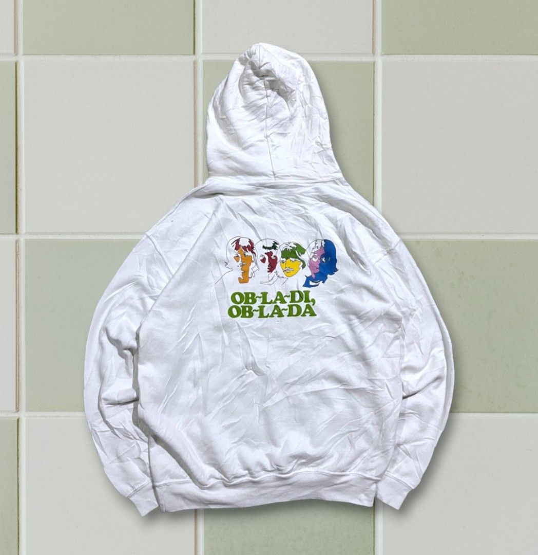 The Beatles (Category: Hoodies) located in Tayabas. Submitted by sickfinds (Listing ID 1461294400, Image 2). Description: The Beatles Large Excellent Condition Needwash.