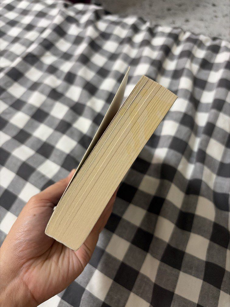 The Devil’s Advocate (Category: Storybooks) located in Manila. Submitted by datclub (Listing ID 1461266414, Image 3). Description: .