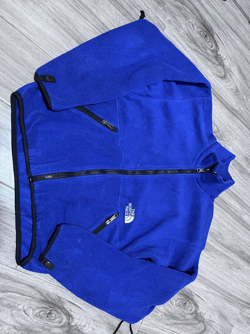 The North Face (Category: Coats, Jackets and Outerwear) located in Dagupan City. Submitted by calmocean-f675cc (Listing ID 1461254370, Image 1). Description: The North Face Authentic Size small to medium Good as new 799.