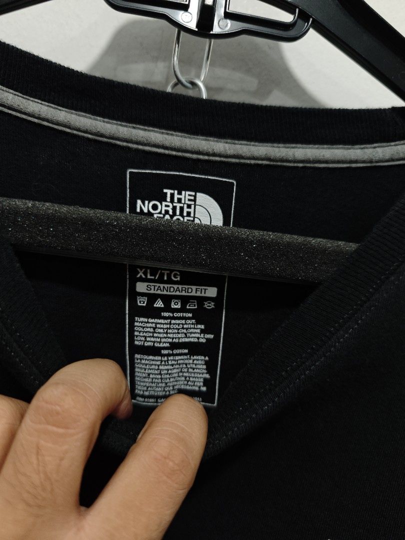 The North Face Black Long Sleeve t (Category: Tshirts & Polo Shirts ) located in Bulacan. Submitted by pzj_thrift (Listing ID 1461160109, Image 2). Description: L 30 W 24 Condition 9/10 Color rate 9/10 No issue .
