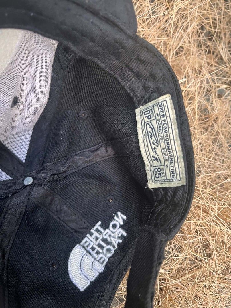 The North Face Cap (Category: Caps & Hats) located in Roxas City. Submitted by gothriftaholic (Listing ID 1461302547, Image 3). Description: Loc: Roxas, Capiz ( VISAYAS ) good condition off / ❌ color rate: 10/10. DM ne.