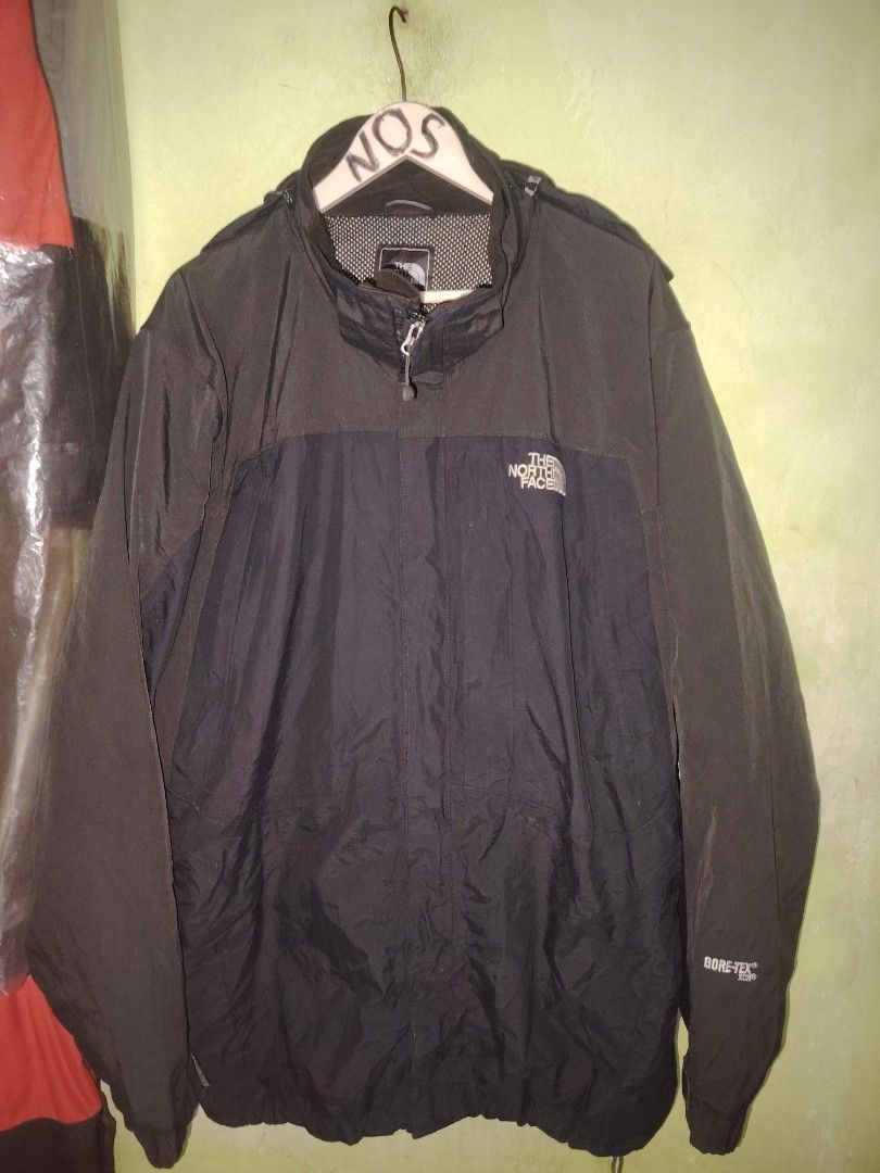 The North Face Gore-Tex Jacket (Category: Coats, Jackets and Outerwear) located in Pasig City. Submitted by michelle.asuki (Listing ID 1461167922, Image 1). Description: - Brand: The North Face - Color: Black and Navy Blue - Material: Gore-Tex (waterproof) - Features: Hooded design - Ideal for: Outdoor activities, everyday wear - Tagged: Mens/Hommes - Made in: China.