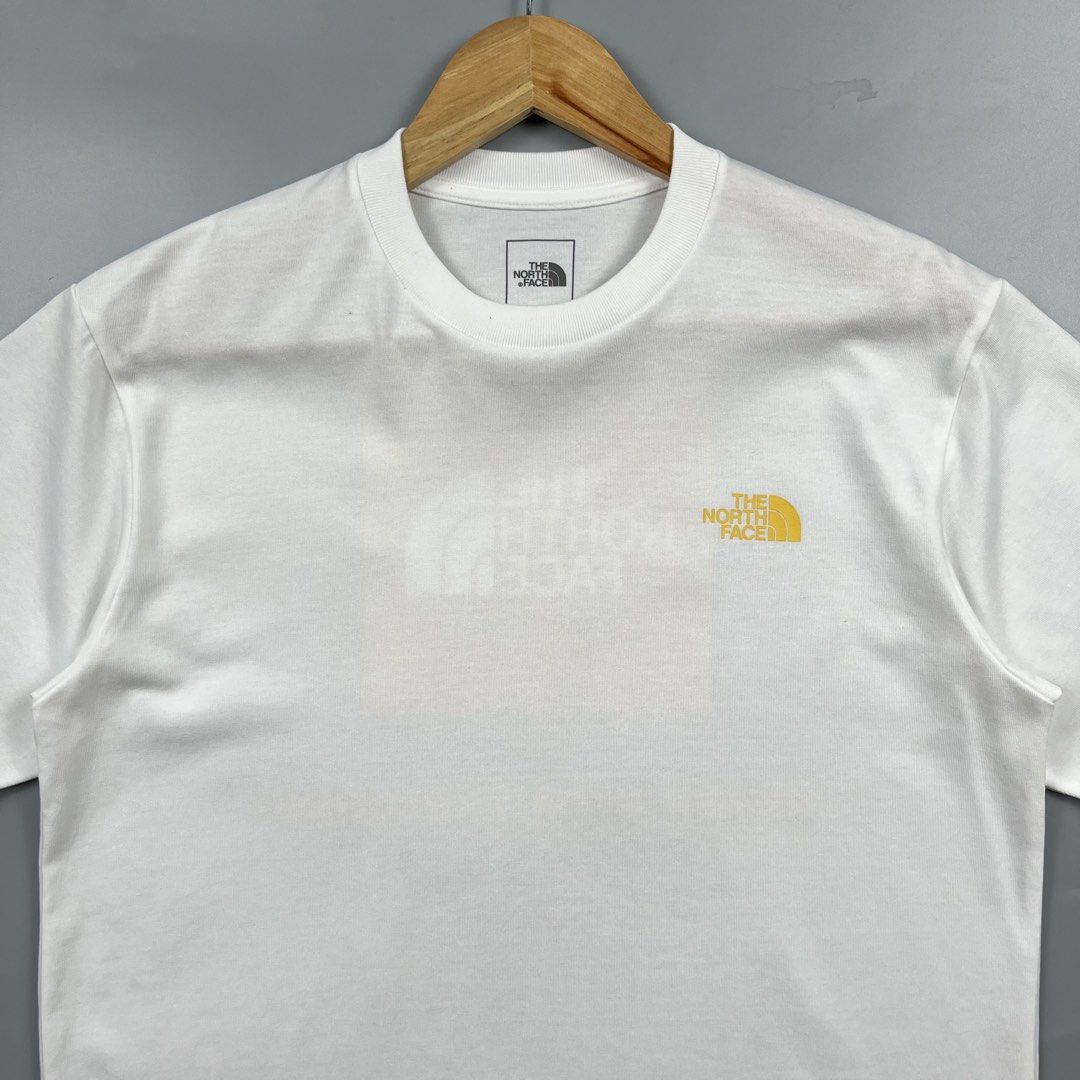 The North Face Japan Paisley Tee (Category: Activewear) located in Los Banos. Submitted by 4030.archives. (Listing ID 1461304129, Image 3). Description: TNF Japan Paisley Tee 1300 Pesos Medium Length : 27 inches Width : 20.5 inches Good as new .