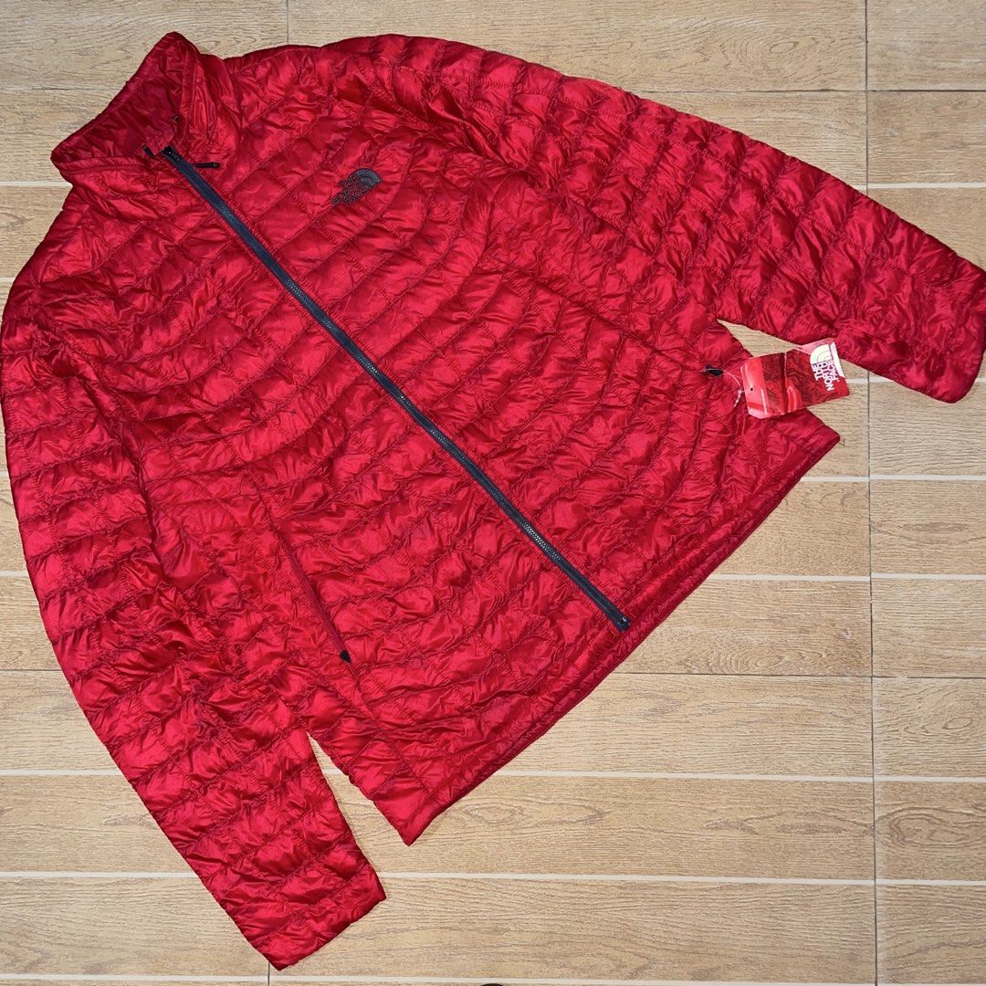The North Face Thermoball😍 (Category: Coats, Jackets and Outerwear) located in Manila. Submitted by lianneaori10034 (Listing ID 1461216688, Image 2). Description: .