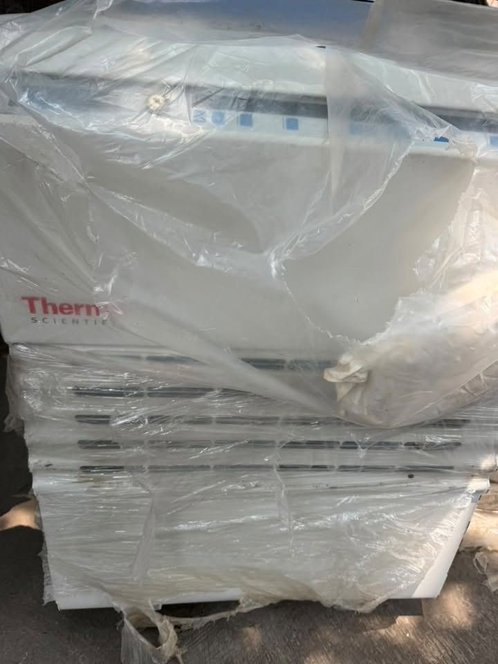 Thermo Scientific Laboratory Centrifuge (Category: Medical Supplies & Tools) located in Digos. Submitted by medfindsdvo (Listing ID 1461284831, Image 1). Description: Thermo Scientific refrigerated floor-model laboratory centrifuge appears to be Sorvall RC-4 model stored unit 1 unit available buyer is welcome to inspect and verify the unit before purchasing 📍 davao city price is negotiable, just send an offer :) pickup within davao city or deliv
