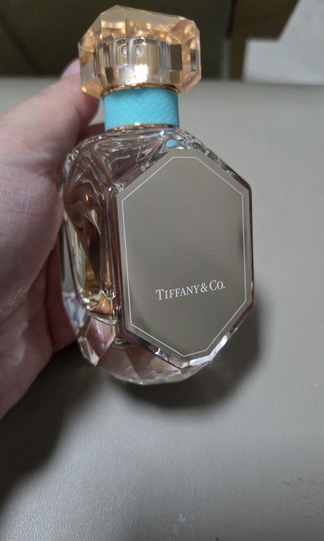 Tiffany and Co. Rose Gold 50ml (Category: Fragrance & Deodorants) located in Paranaque City. Submitted by karenmn (Listing ID 1461324034, Image 2). Description: Selling my Tiffany and Co. Rose Gold EDP in 50ml Asking Php 6,000 slightly negotiable I love this very elegant and feminine fragrance. Perfect for the office or dates. Projection and sillage are wonderful ❤️ Tiffany & Co Rose Gold by Tiffany is a Floral Fruity fragrance for women. Tiffany