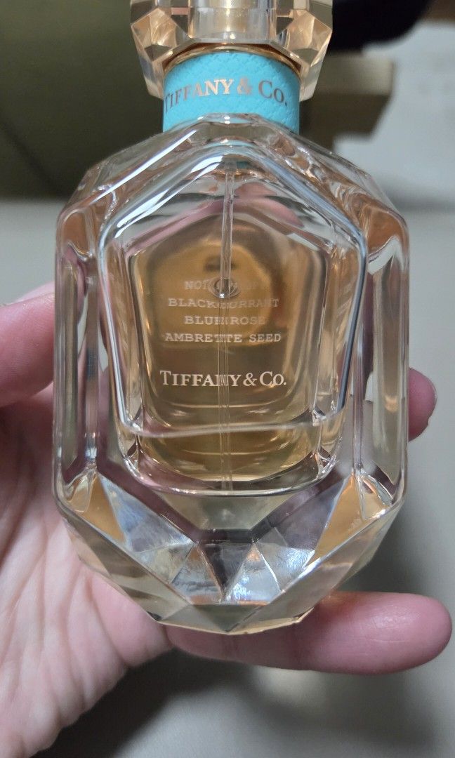 Tiffany and Co. Rose Gold 50ml (Category: Fragrance & Deodorants) located in Paranaque City. Submitted by karenmn (Listing ID 1461324034, Image 3). Description: Selling my Tiffany and Co. Rose Gold EDP in 50ml Asking Php 6,000 slightly negotiable I love this very elegant and feminine fragrance. Perfect for the office or dates. Projection and sillage are wonderful ❤️ Tiffany & Co Rose Gold by Tiffany is a Floral Fruity fragrance for women. Tiffany