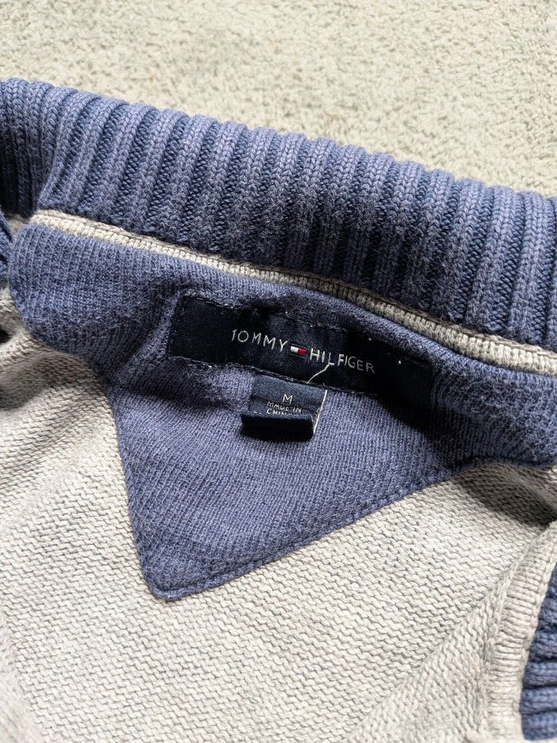 Tommy Hilfiger Q-Zip (Category: Coats, Jackets and Outerwear) located in Paniqui. Submitted by fndrs.kprs.ph (Listing ID 1461120653, Image 2). Description: Tommy Hilfiger Q-Zip Size on tag: Medium 22x26.5 Color rate: 9.3/10 Excellent Condition No flaws .