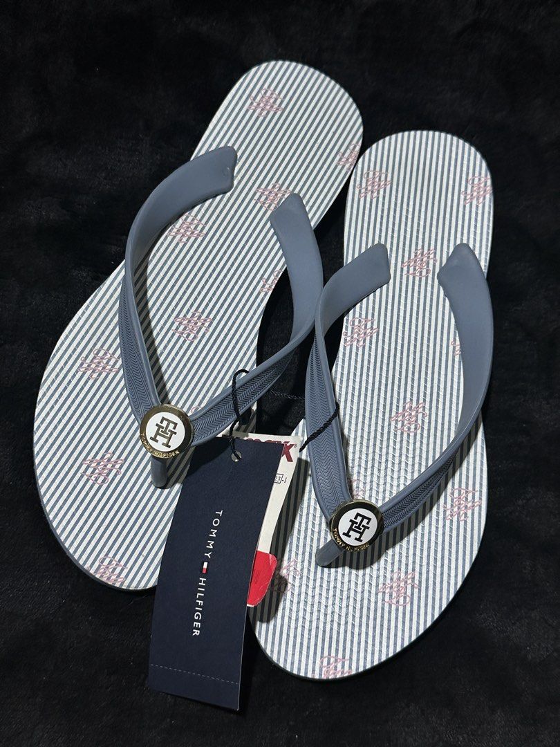 Tommy Hilfiger Slippers (Category: Slippers and slides) located in Manila. Submitted by shopbyme28 (Listing ID 1461314897, Image 1). Description: Free ship size 7 Fresh from balikbayan box.